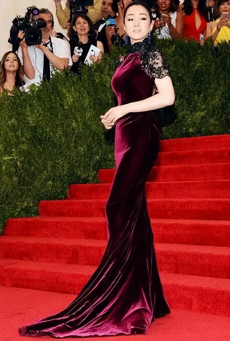 李宇春入围metgala最佳造型2015年章子怡巩俐高圆圆双冰更惊艳