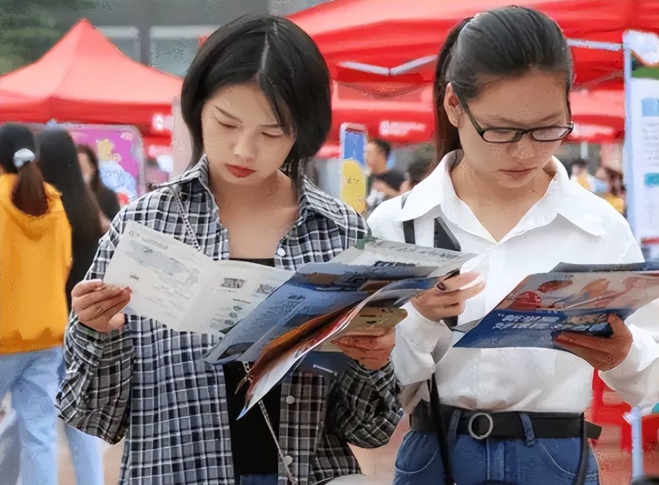 5所大学被称为"选调生摇篮",想当公务员的高中生,有望成赢家_工作_上