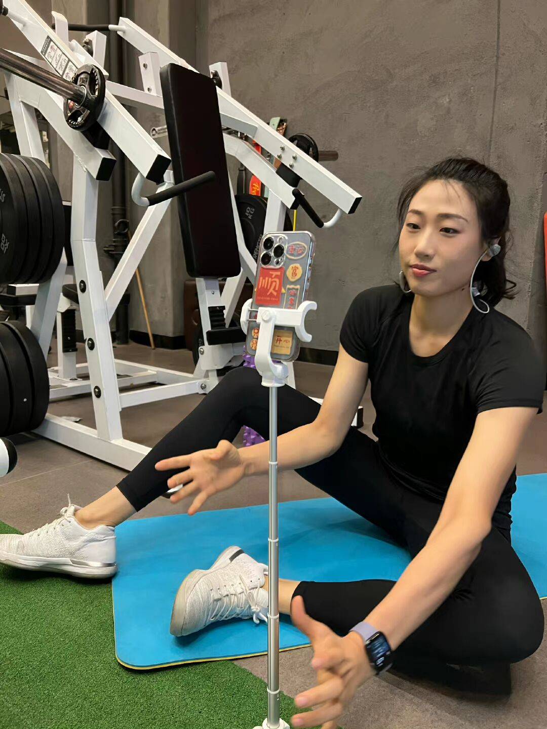 没有续约天津女排刘晏含开直播畅聊排球人生未来将何去何从