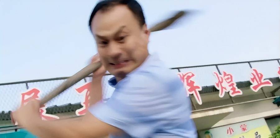 王老七否认被赵本山开除,却被王云炮轰:撒谎_徒弟_公司_直播间