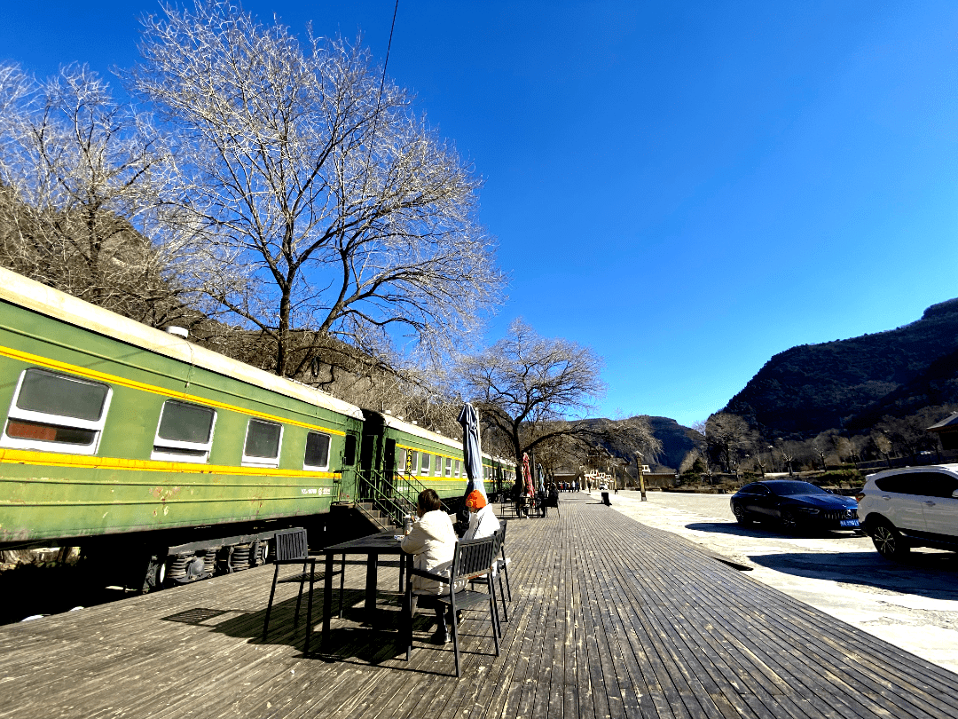 【陕西旅游】溪山胜境火车餐厅丨诗与远方里的美食诱惑！