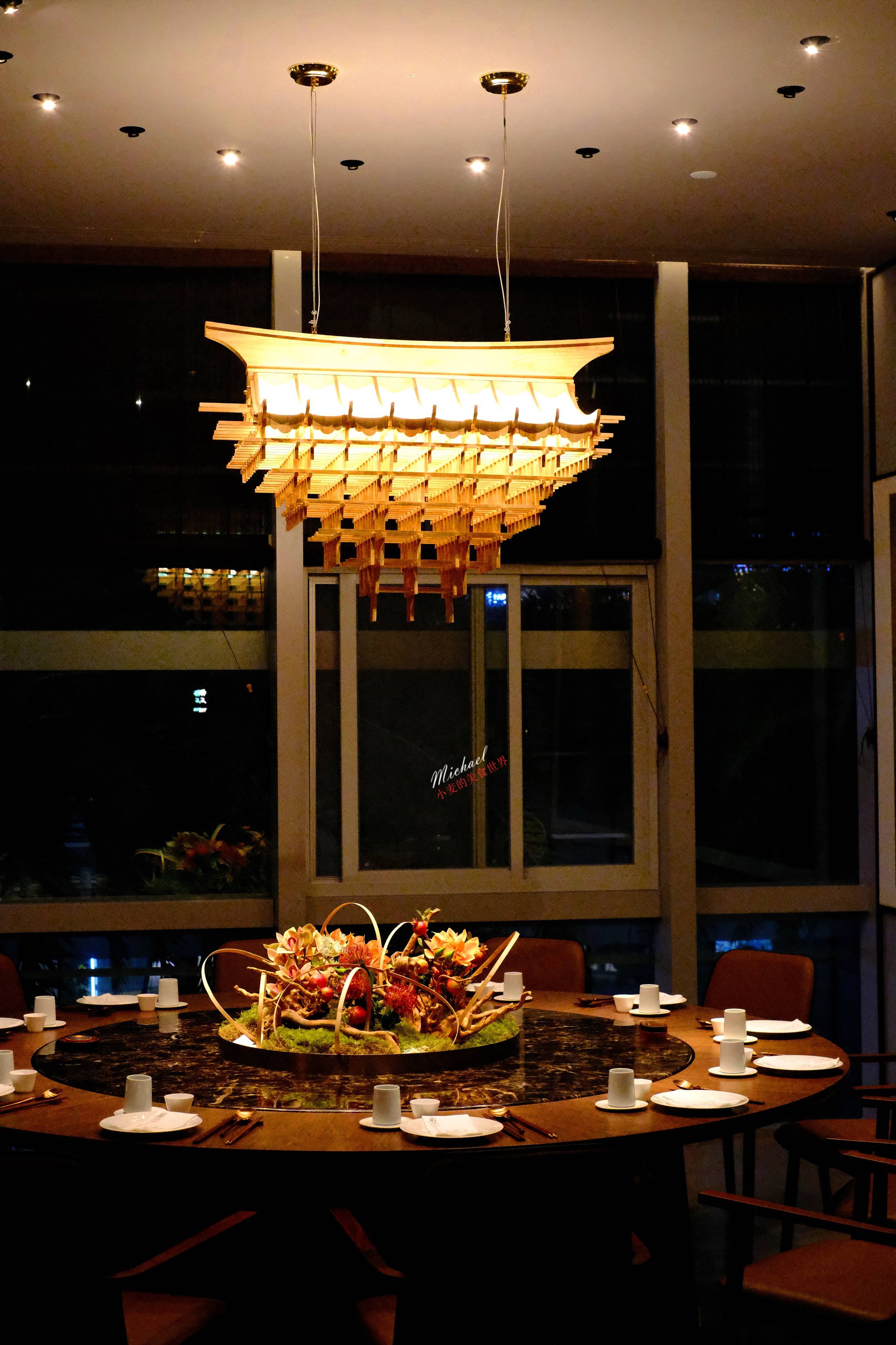 这家宋代美学餐厅凭借一道红烧肉鲍鱼惊艳众人