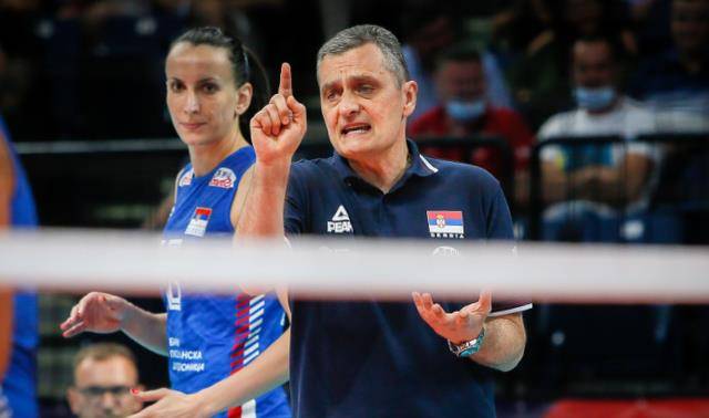 原创官宣俄罗斯女排新主教练出炉有望把小彩娃打造成世界一流主攻