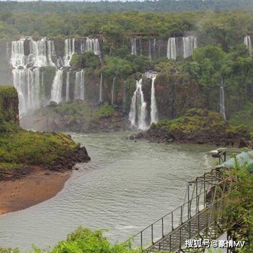 瀑布风景微信头像巴西伊瓜苏大瀑布自然风景图片