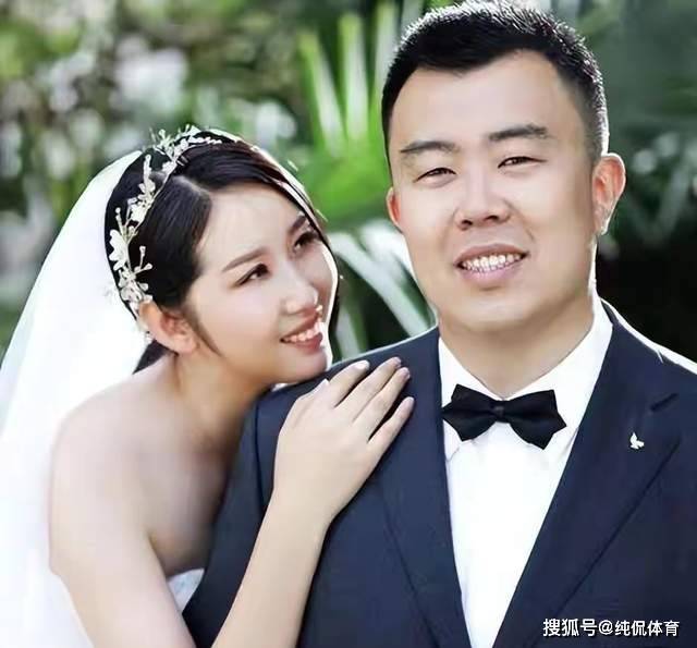 辽宁男篮祝福韩德君生日快乐大韩直播冲周琦高喊回辽宁我降薪