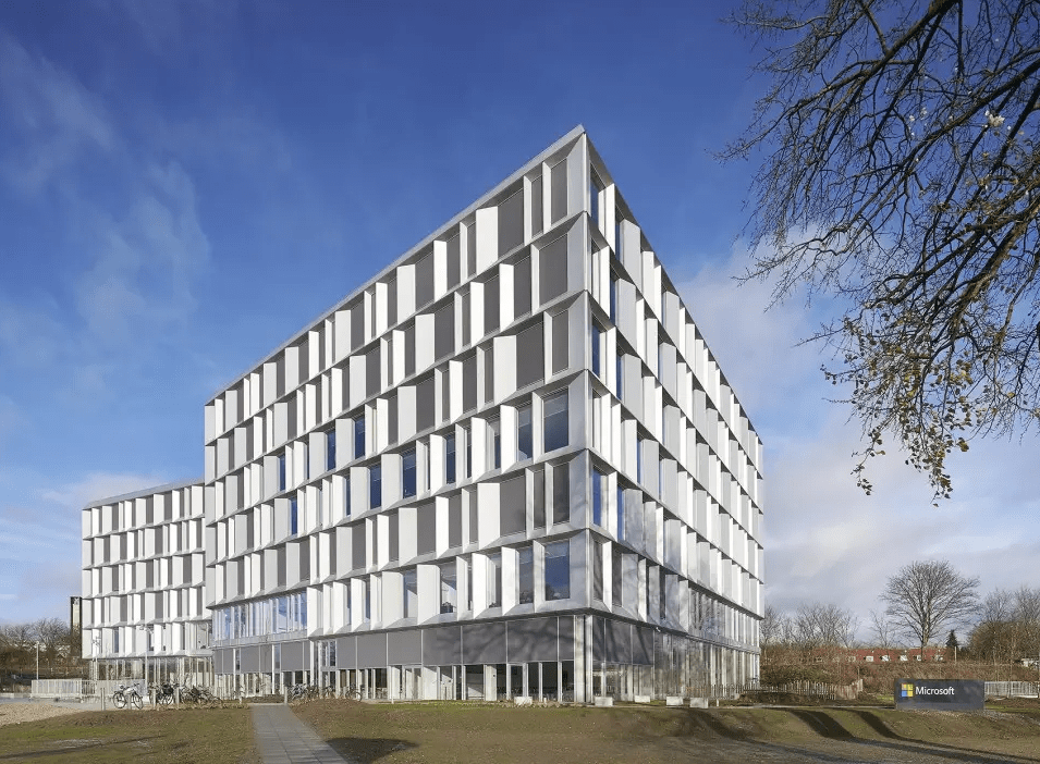 医药工业是丹麦的支柱产业之一.