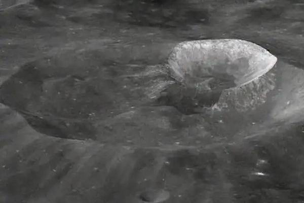 嫦娥死了图片 月球图片