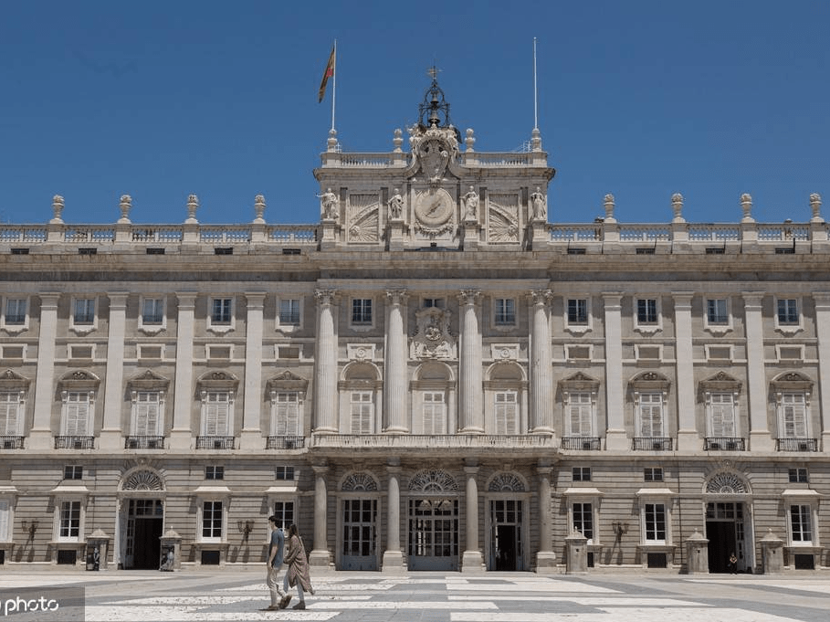 西班牙马德里皇宫 富丽堂皇-搜狐大视野-搜狐新闻