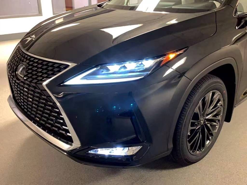 "雷克萨斯rx实拍,v6引擎 动感造型,气场超越大众途锐_样式_运动_车型