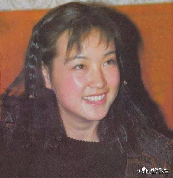 风靡一时的"小鹿纯子"头,当年众多女明星仿效,哪幅是你的最爱_发型