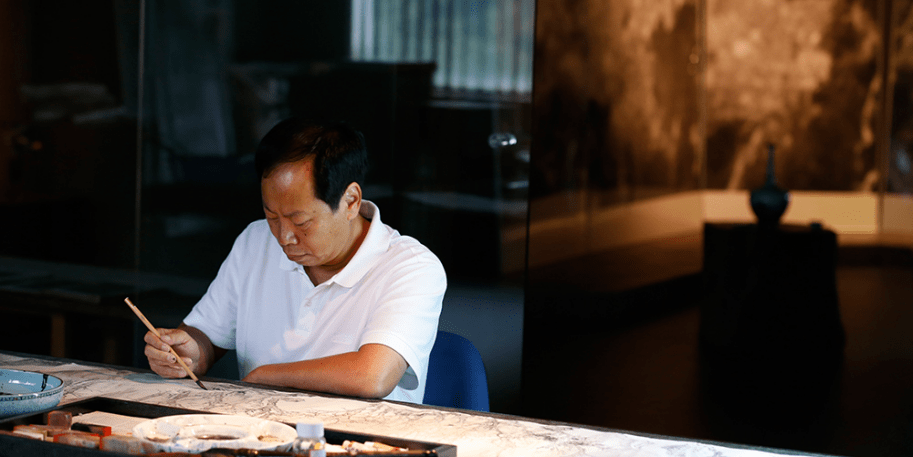 南风人物李劲堃直面当代立中研西以古鉴今搭建水墨语言新公式