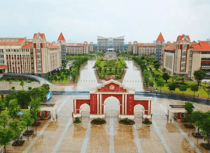 北部湾大学图片全景图图片