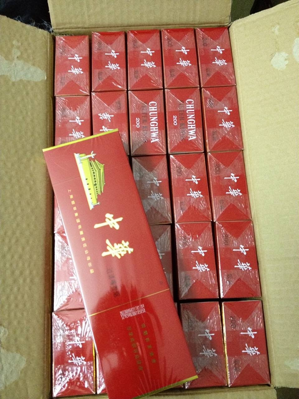 原创为何国内的香烟盒不写保质期看懂包装上32位编码避免买到假烟