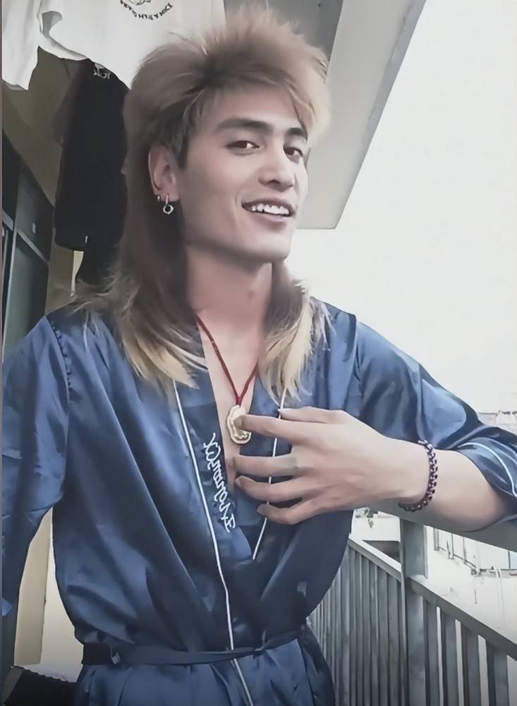 成都一航文化传播有限公司讲解云南怒江傈僳族小伙火的背后