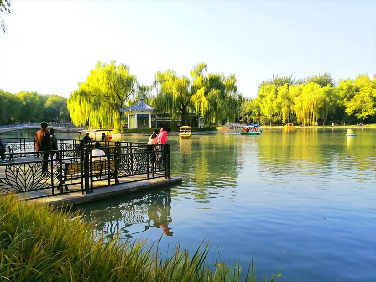 北京二环内有座大湖,人称"小西湖",0元门票