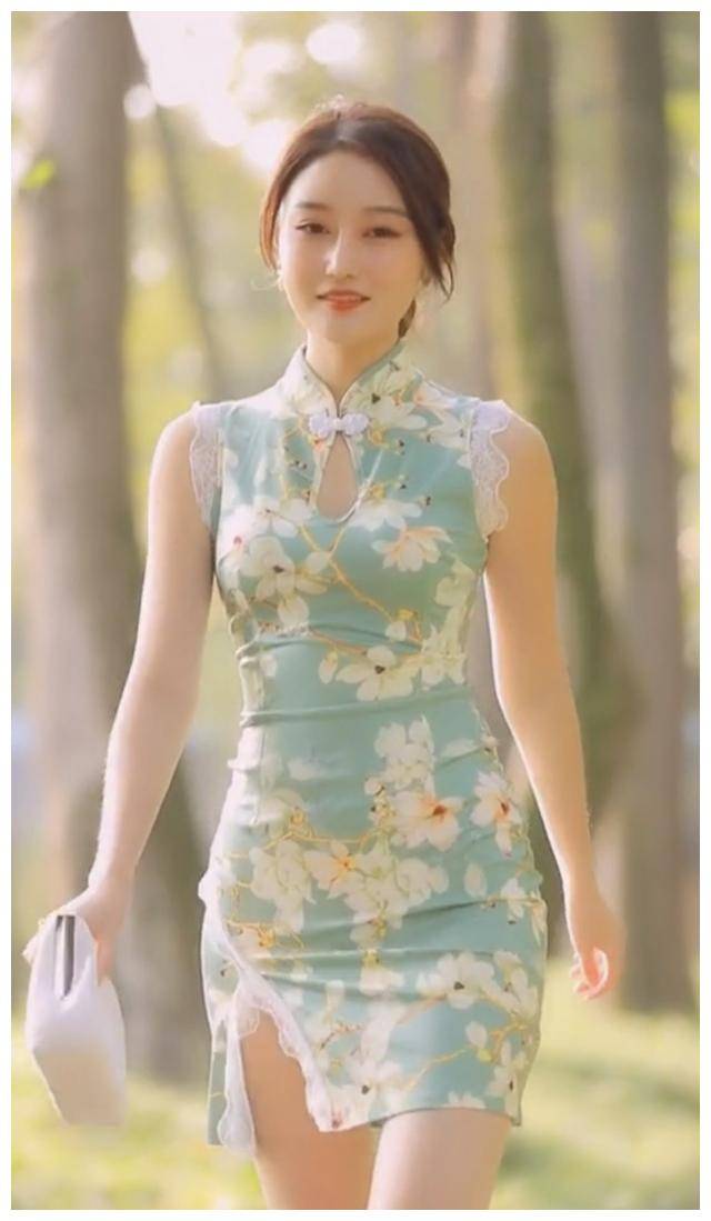 原创能穿旗袍的女人展现端庄典雅气质