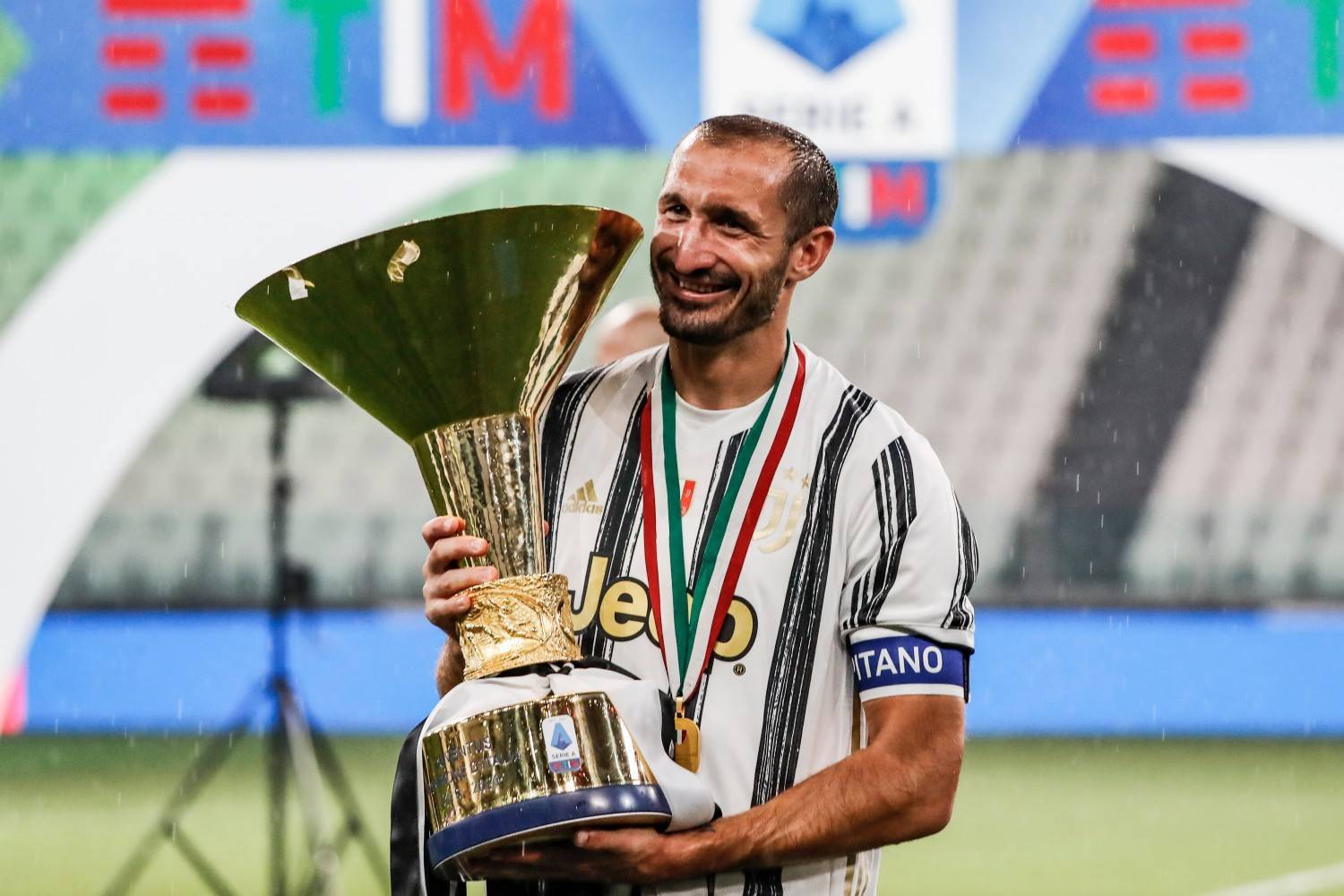 原创从米兰弃儿到尤文功勋回顾基耶利尼职业生涯20个重要时刻