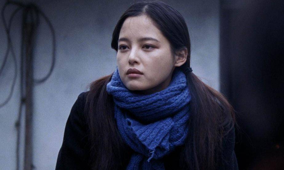 辛芷蕾:曾直言"想红",人没火发型先火了,如今终于靠演技站稳_电影