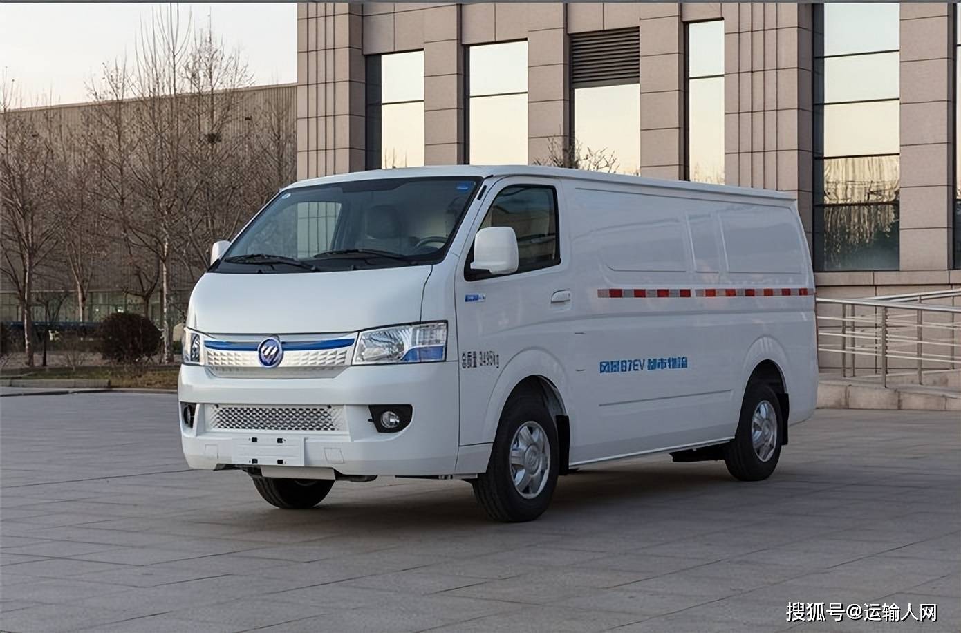 新能源利好连番来袭图雅诺两款纯电动轻客包揽欧系日系爱好者