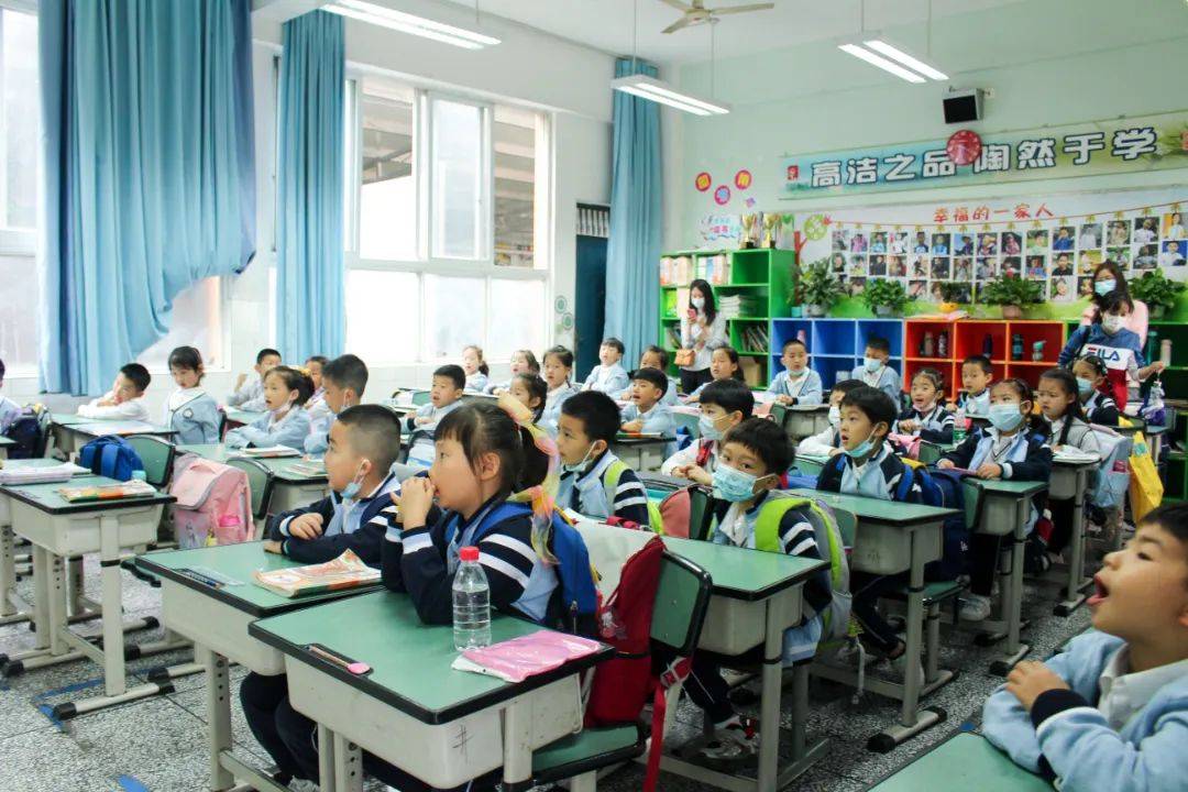 快樂銜接共赴美好華陽實驗小學積極認真做好科學幼小銜接活動