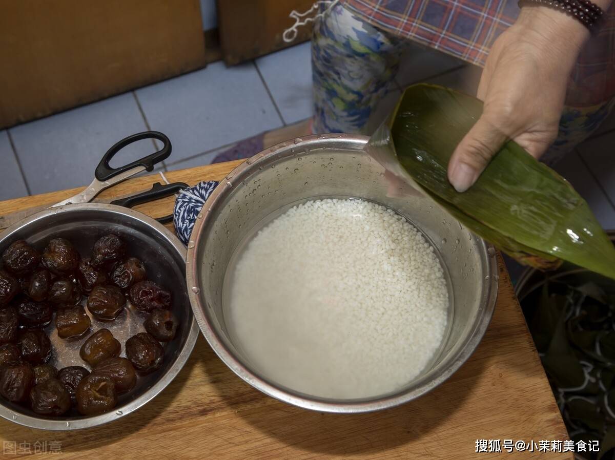 煮粽子是冷水下鍋還是熱水下鍋(高壓鍋煮粽子是冷水下鍋還是熱水下鍋)