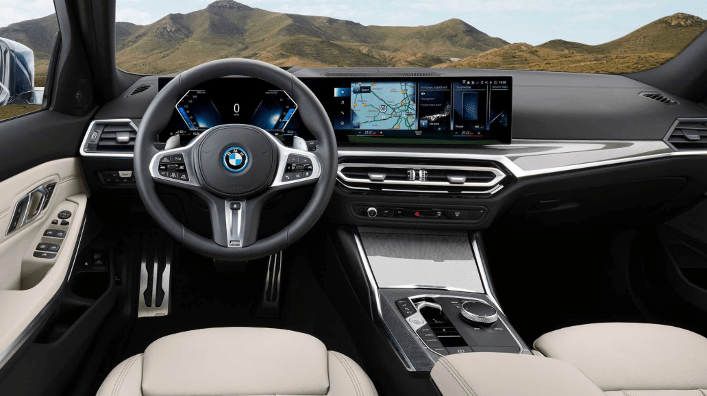 新款宝马3系旅行版官图发布车头变化明显 搜狐汽车 搜狐网