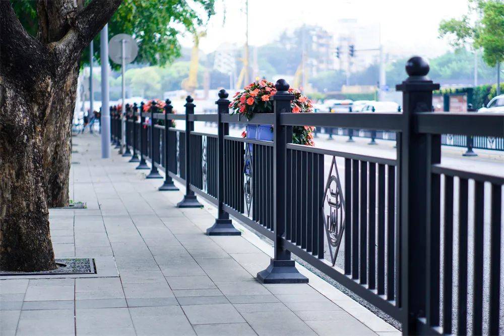 为什么说城市道路护栏是一道亮丽的风景线充满文化底蕴