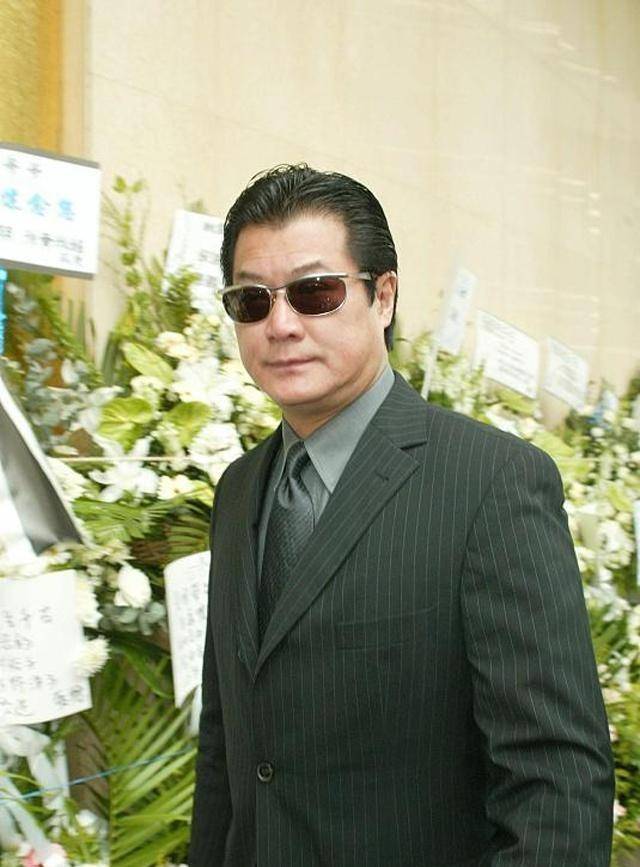 原创香港娱乐圈的四大佬周润发排第二其他三个都是谁你都想不到