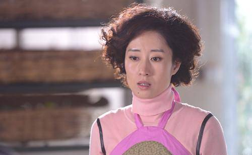 原创为爱隐婚7年弃豪门演了四十多部电视剧40岁分手复出成功翻红