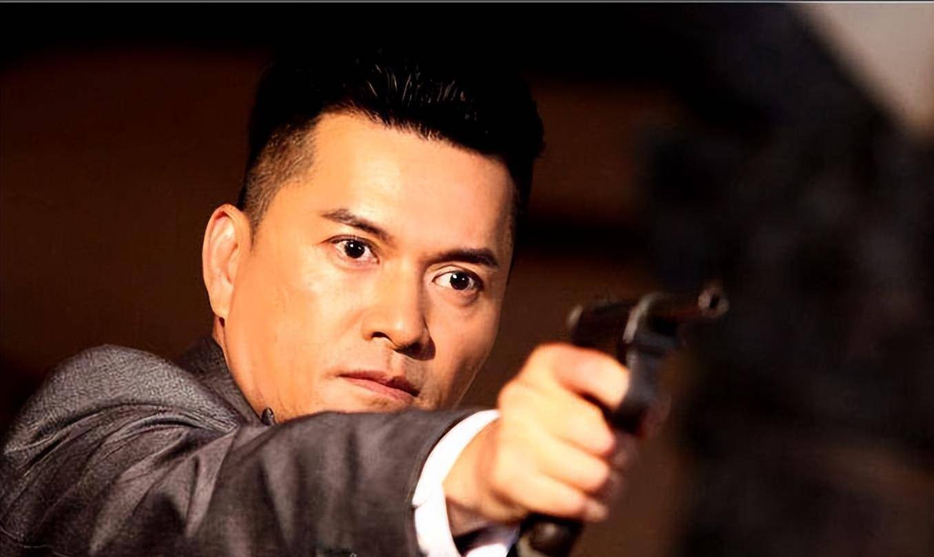 原创29岁吕晨曦改名转战内地入行5年首演女一伯父吕良伟不放心