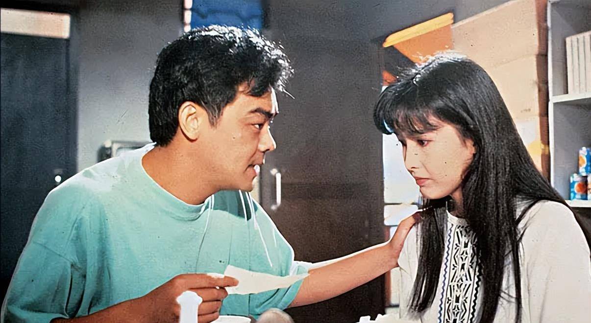 时尚玉女周慧敏选择倪震此生无憾55岁无儿无女亦知足