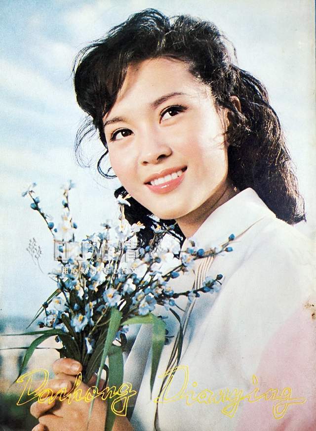 原创65岁方舒近照曝光两婚两离后学会爱自己的女人依然美丽气质很优雅