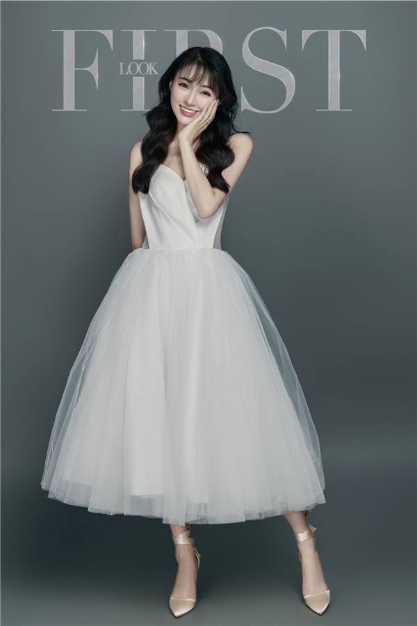 形象冠军苏娜接替黄奕接任品牌形象大使