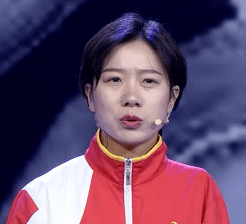 身边离不开人照顾,她不想离奶奶太远,所以高思恩在山西大学读书