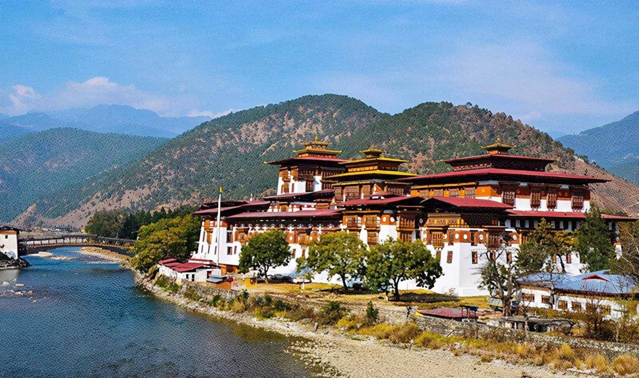 戳破幸福国家不丹的美梦，一个被印度捏在手心里的傀儡国家