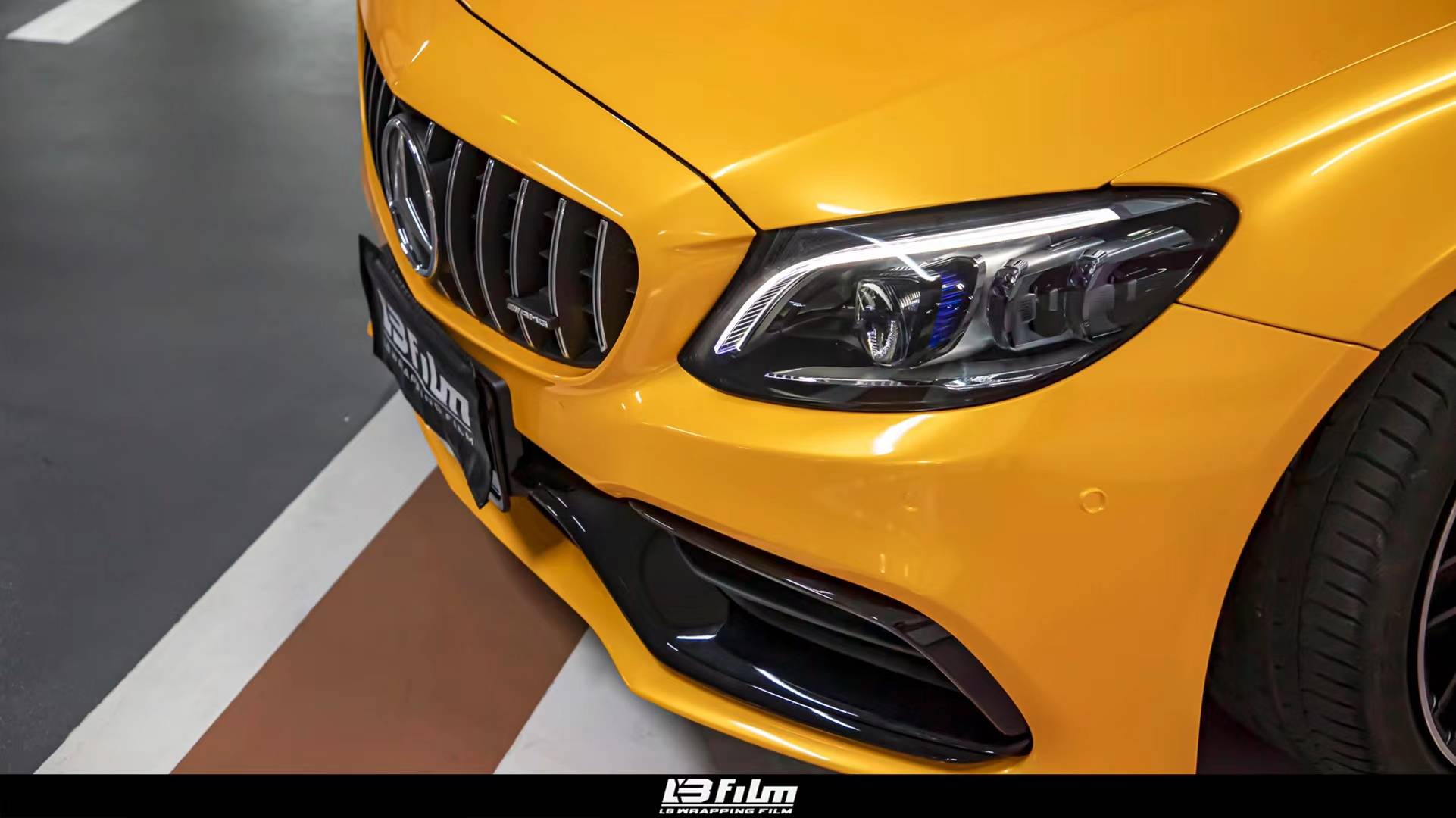 奔驰-c63coupe 【lbfilm改色膜】超亮金属枫叶黄_搜狐汽车_搜狐网