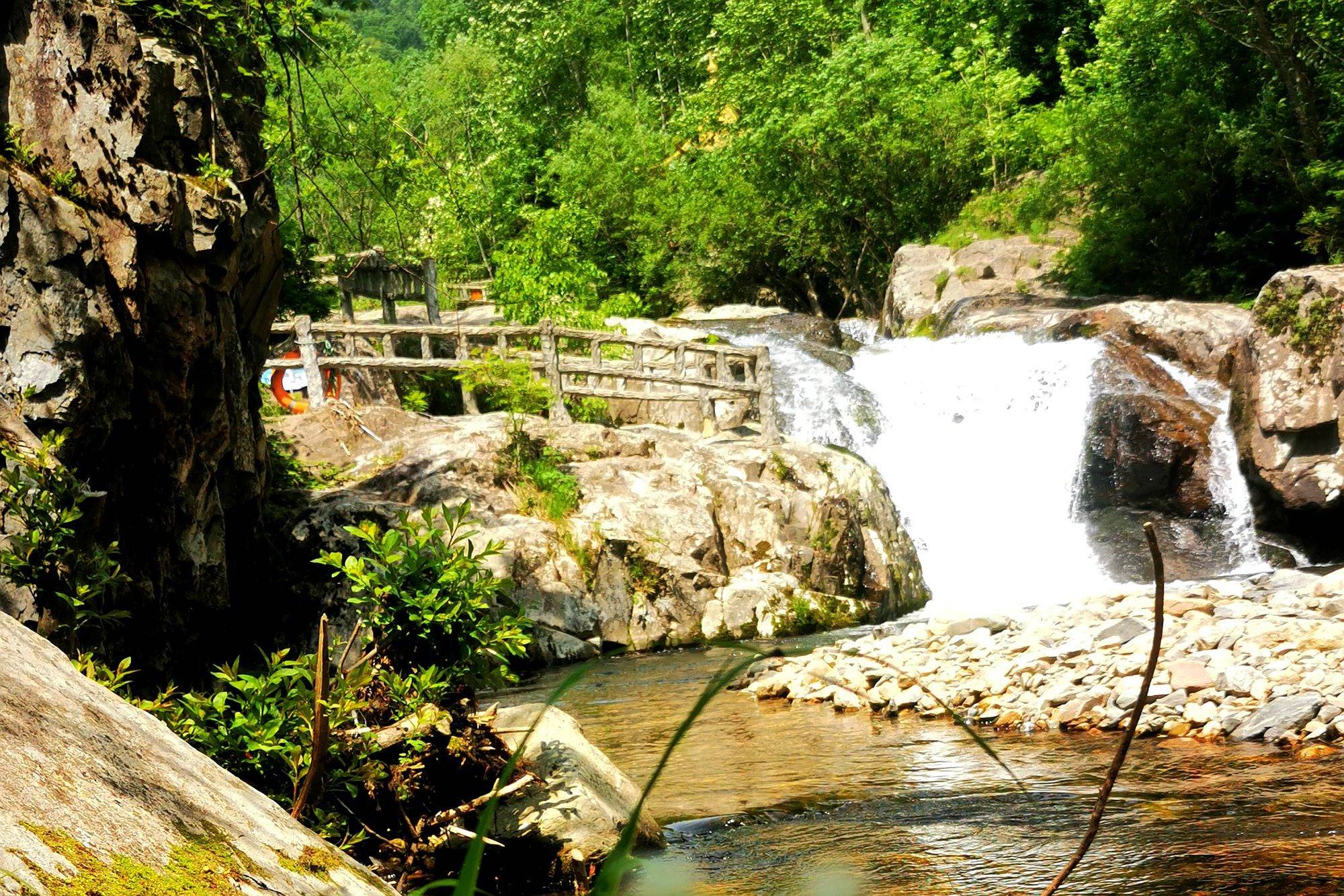 牡丹江威虎山，这里也有一处“小九寨”，是自驾爱好者必打卡之地