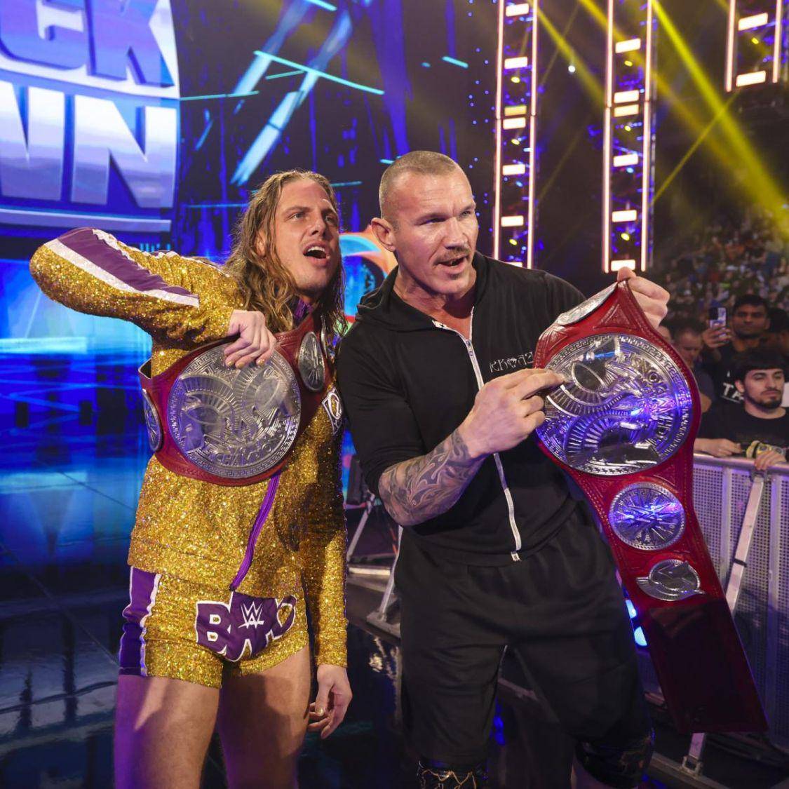 wwe罗曼37岁生辰快乐!