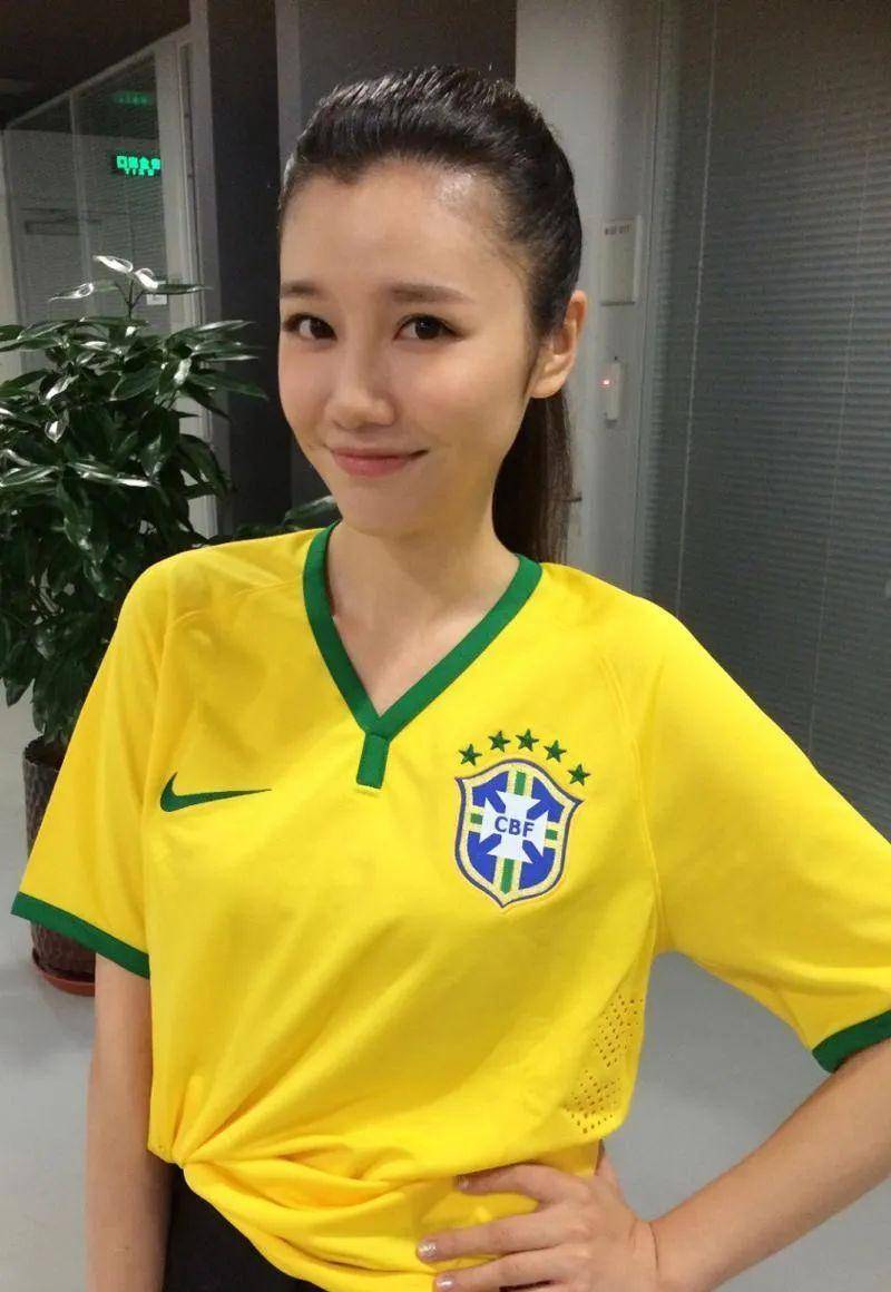 原创十大当红体育女主播各个肤白貌美时尚身材太迷人
