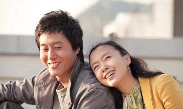 原创金柱赫与金智秀相恋6年爱上小17岁李宥英45岁因车祸去世