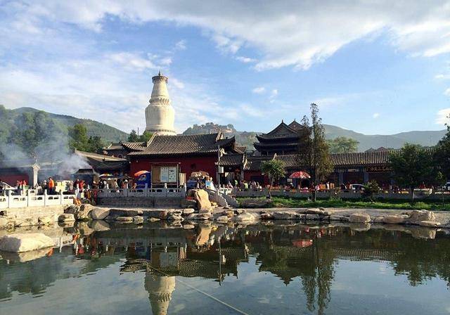 喜欢建筑旅游去山西看看，那里有保存完好的古县