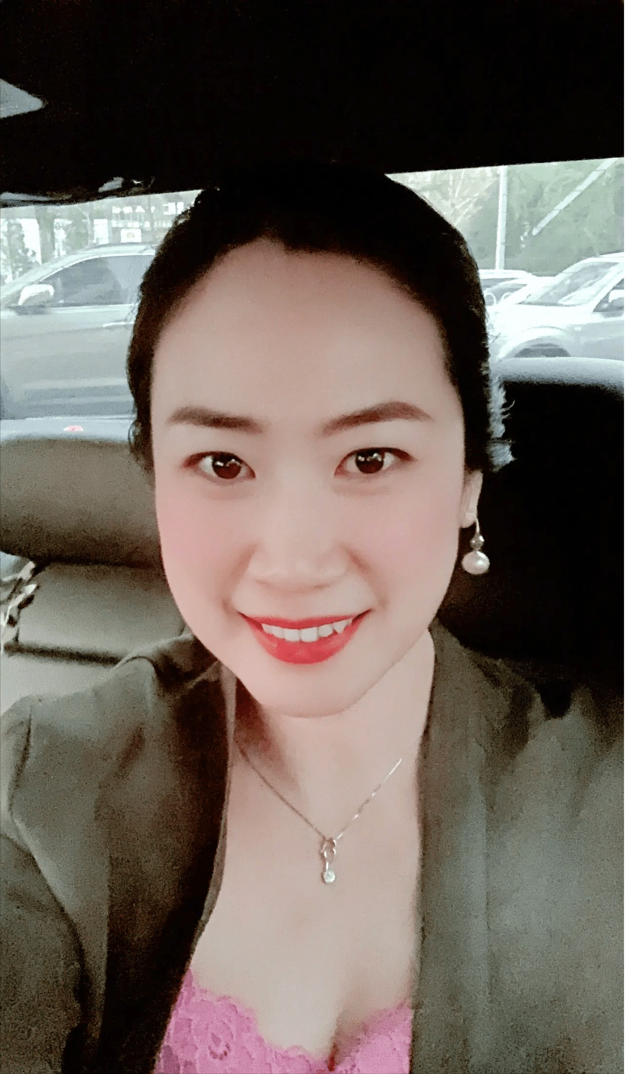 "初代网红"芙蓉姐姐:堪称励志单亲妈妈,17年过去了,如今怎样_照片