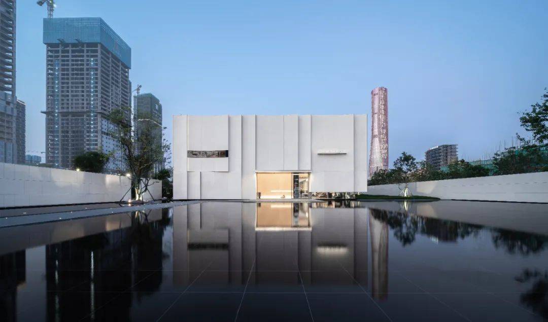 珠海香洲中海寰宇天下107217㎡大平层售楼部电话配套图文解析官网