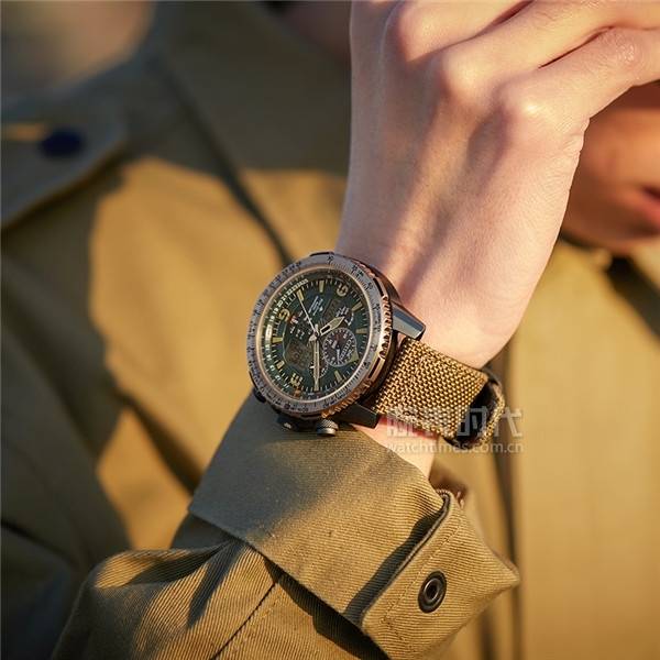 ������ʹ��˧ʮ�������������,��������ͬ��