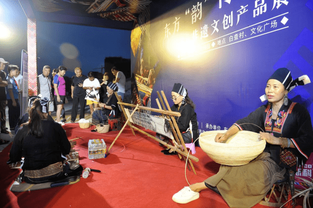 海南东方2022年“中国旅游日”主题月东方非遗文创产品展精彩纷呈