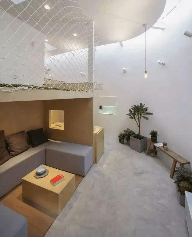 北京这个宽仅1.3米的蜗居夹缝房,经改造后,价值瞬间涨百万