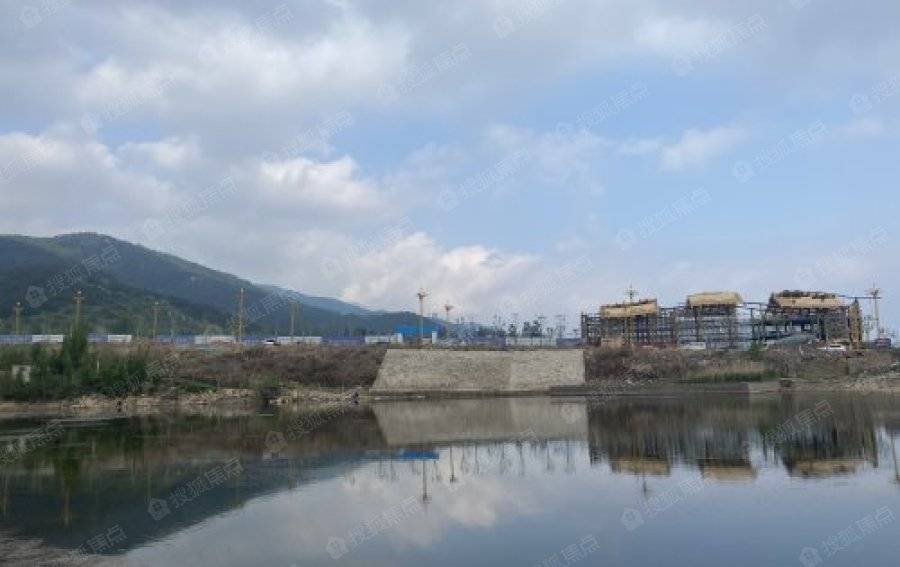 泰安国悦山周边配套好不好坐享泰山西湖景区