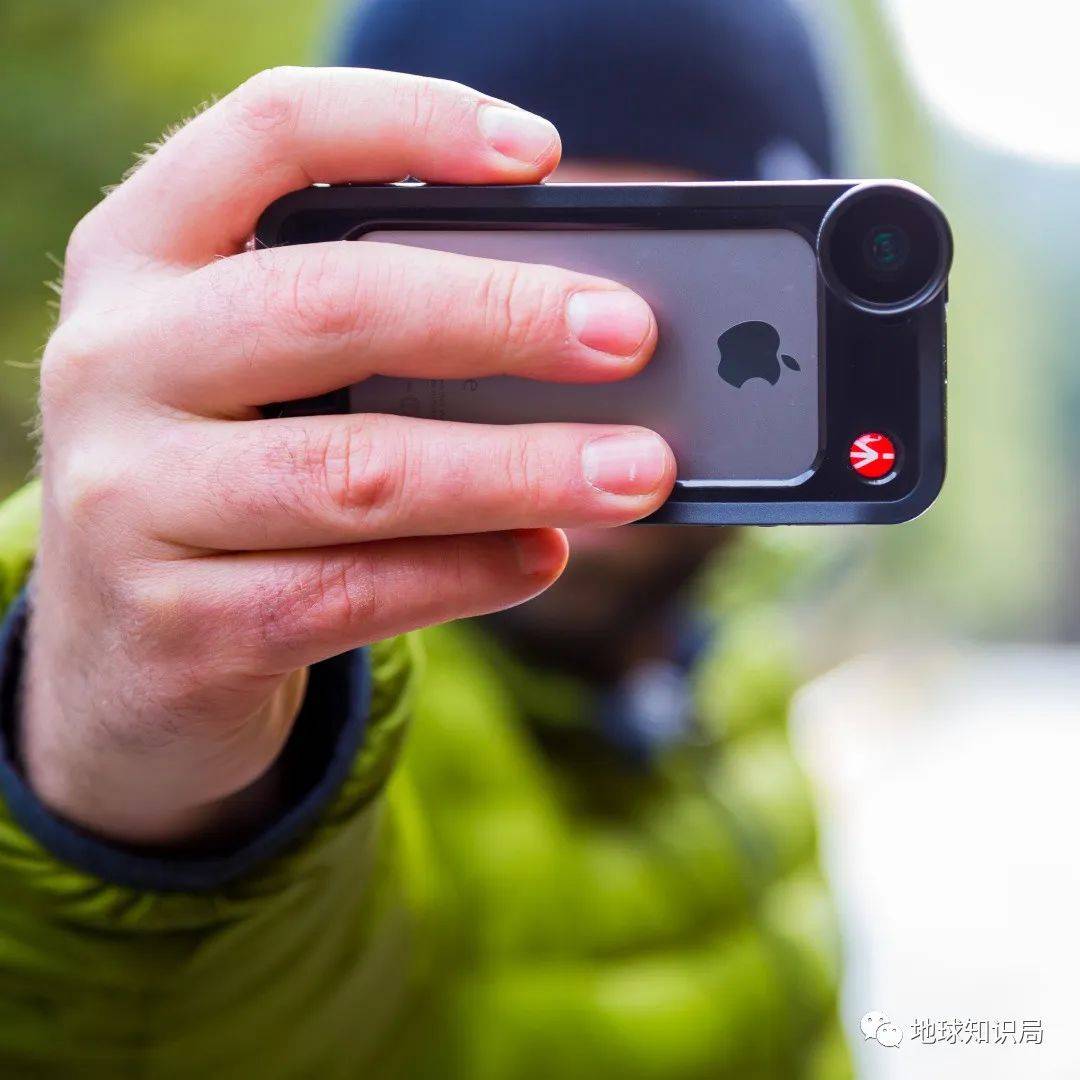 其中不少产能就在越南,从结果看,越南为苹果提供的摄像头模组比例提升