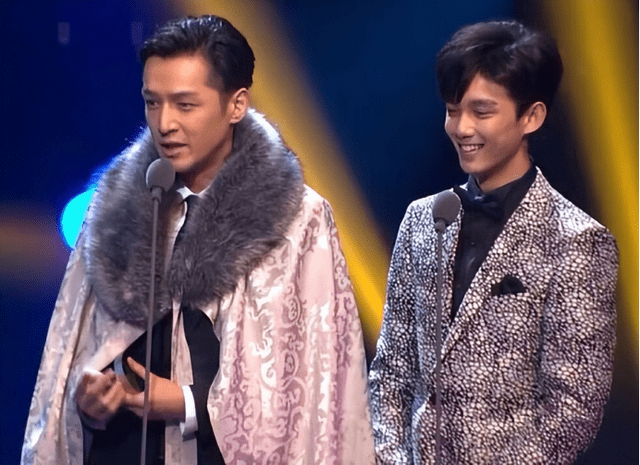 原创海报被撤直播叫停角色被换吴磊陷入撕番的争议很无解