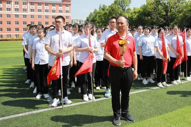 海安市实验中学举行高三年级一路向阳圆梦高考跑操壮行活动